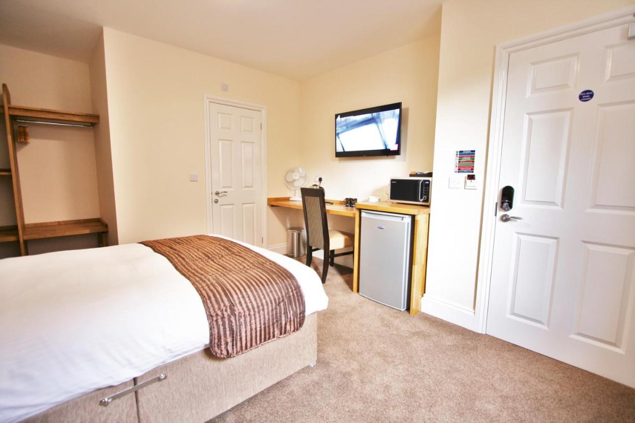 New County Hotel & Serviced Apartments By Roomsbooked Gloucester Exterior photo