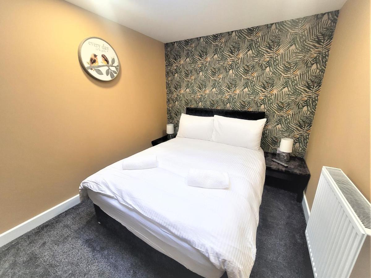 New County Hotel & Serviced Apartments By Roomsbooked Gloucester Exterior photo