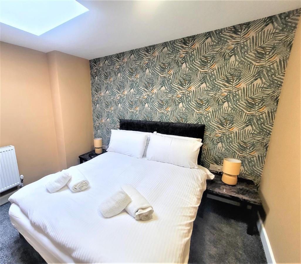 New County Hotel & Serviced Apartments By Roomsbooked Gloucester Exterior photo