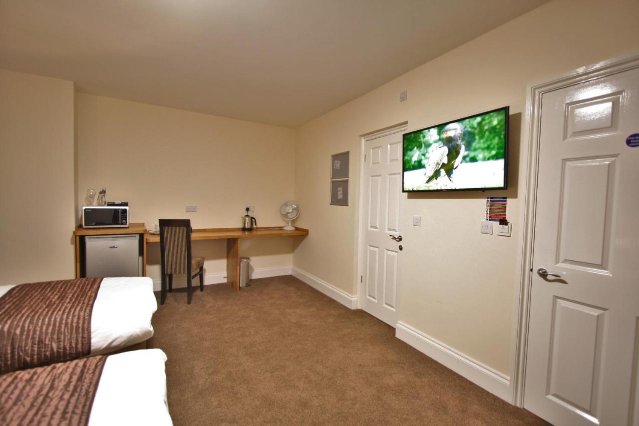 New County Hotel & Serviced Apartments By Roomsbooked Gloucester Room photo